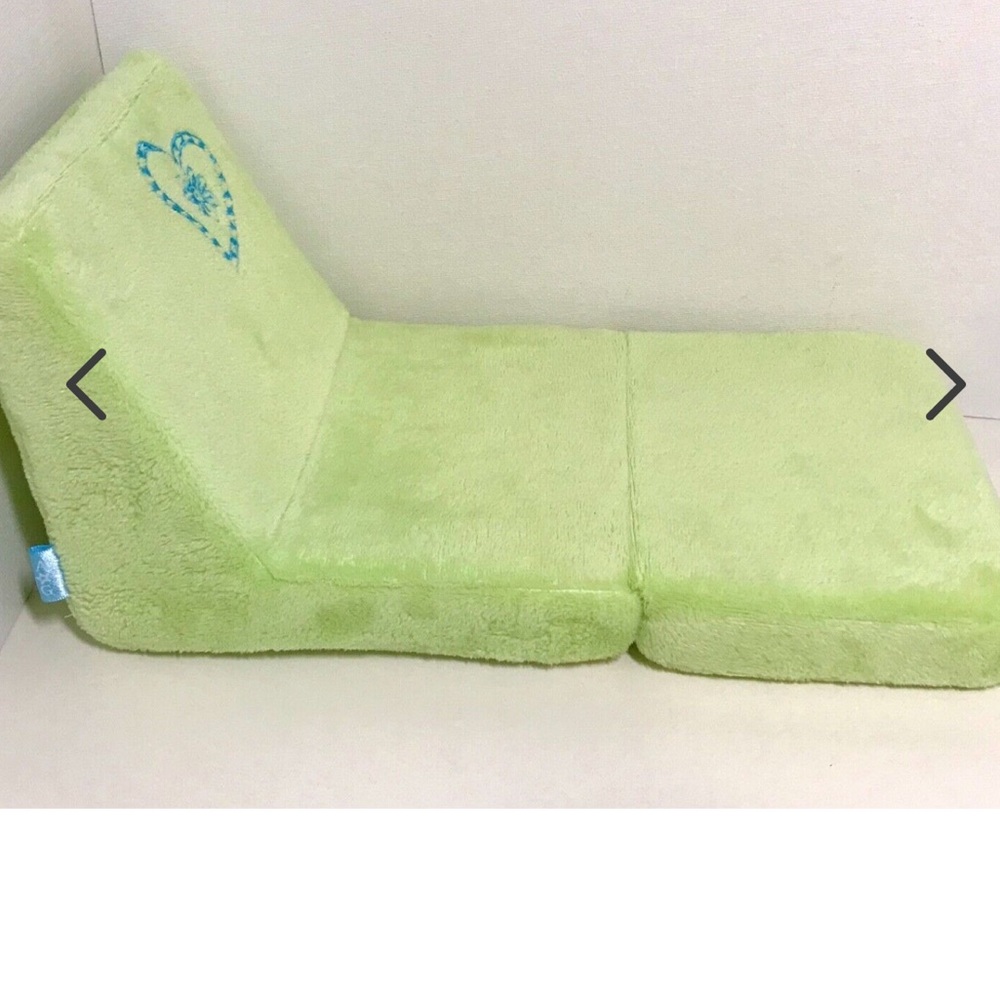 American Girl Doll Plush Chair /Chaise Lounge